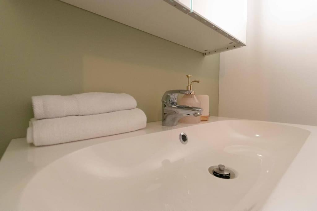 Cabana & Le Grand Appartement Lumineux Mâcon Extérieur photo
